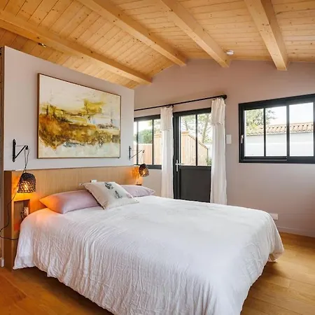 Standing 7 14pers - Piscine Jardin Paysager - Centre Village - Ile De Re - Bois *
