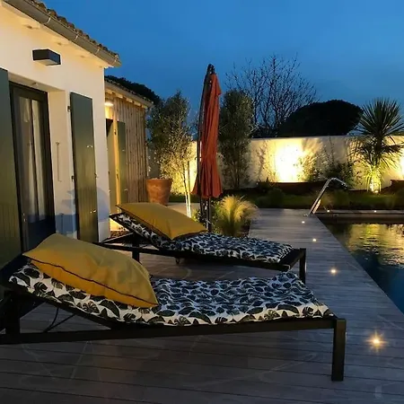 Standing 7 14pers - Piscine Jardin Paysager - Centre Village - Ile De Re - Bois Villa *